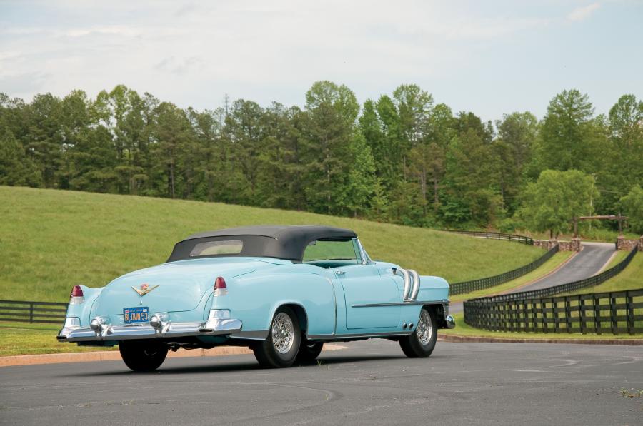  Cadillac Eldorado Supercharged Convertible 1953 года  (фото 2 из 5)